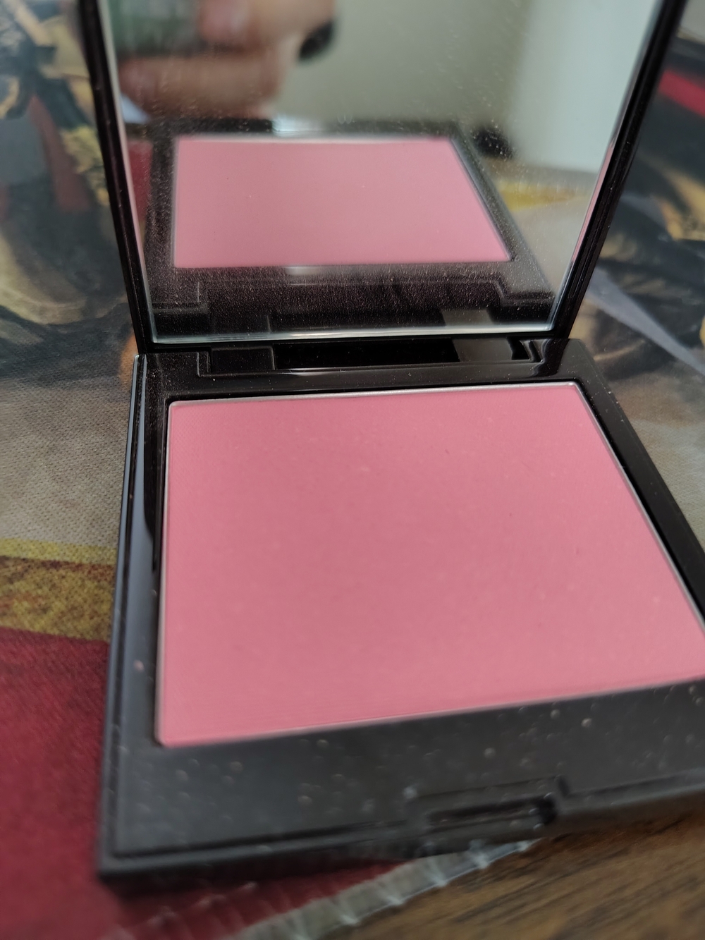 Pink Pressed Powder Blush – Smooth Natural Flush